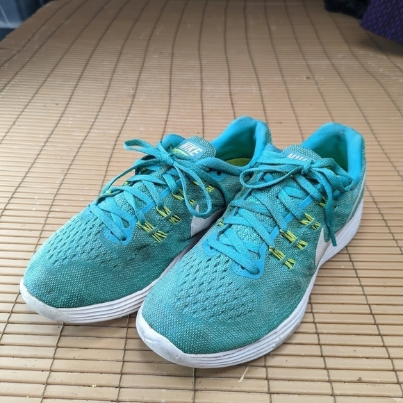 Nike Women's Lunartempo 2 Running Shoe green 818098 313 Size 8.5 - Picture 1 of 11